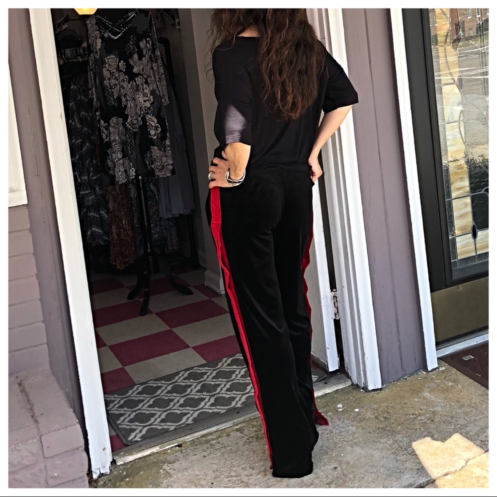 ✨LAST ONE✨Black velvet side pocket pants w/stripes - Picture 8 of 8